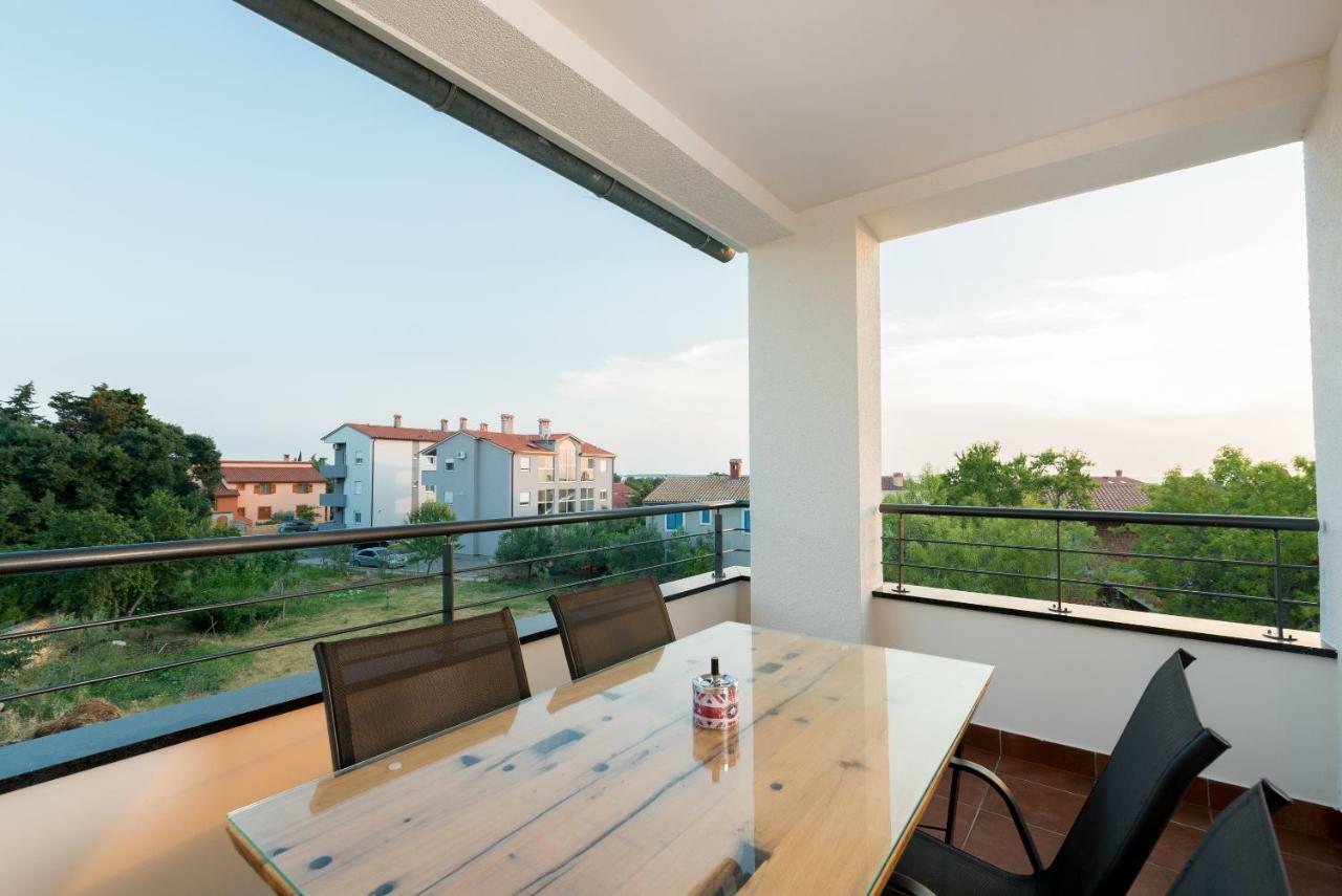 Villa Anja 1St Floor Peroj Exterior photo